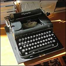 Schreibmaschine von Klaus Schuhmann